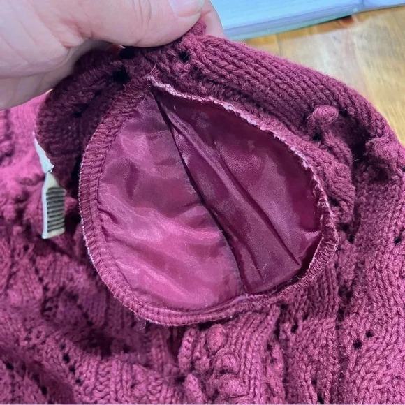 Vintage Yarnworks 80s hand knit sweater, shoulder pads, knitted embellished - Picture 11 of 11